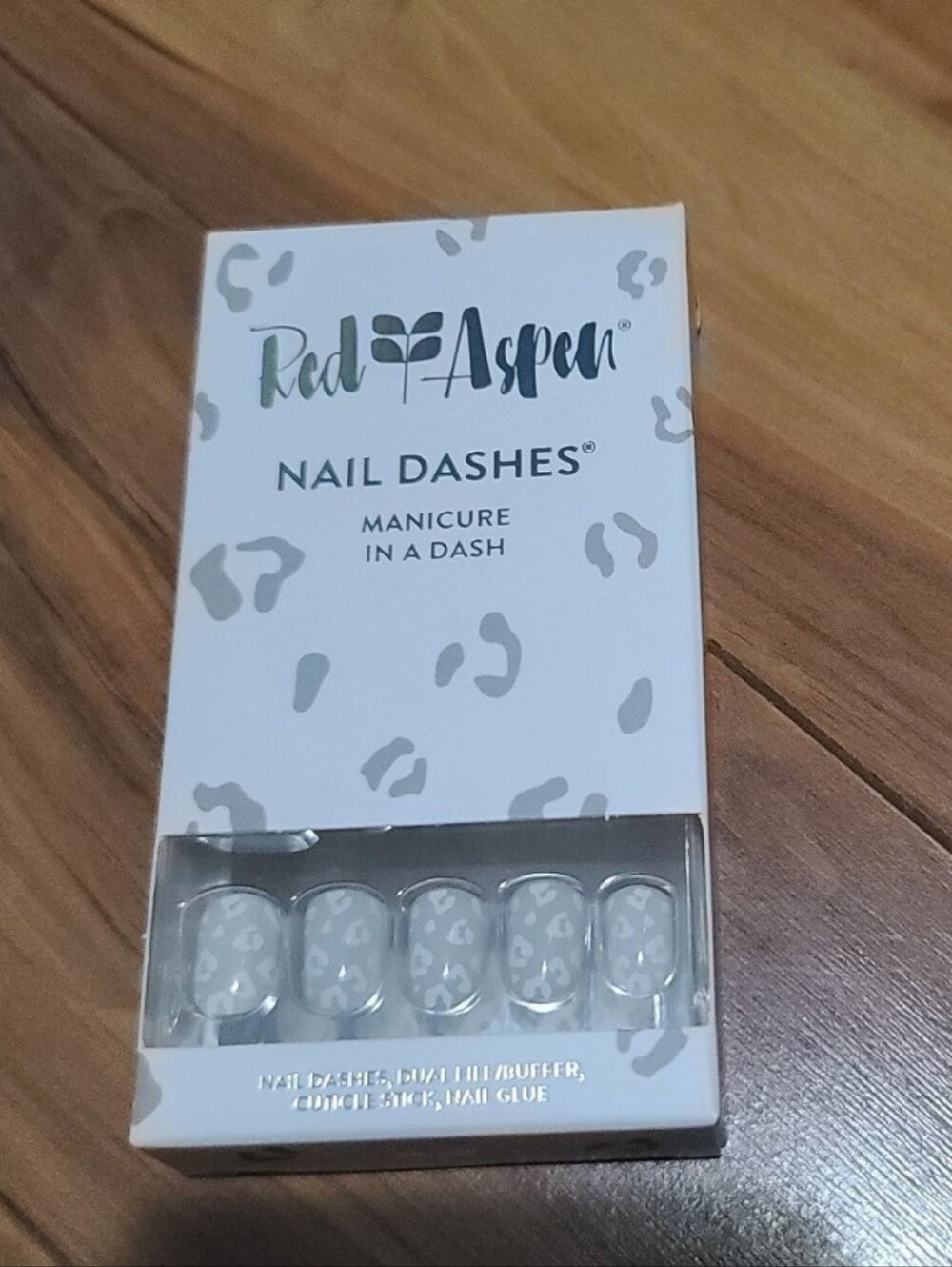 Red Aspen Nail Dashes Kat-a-Tat-Tat